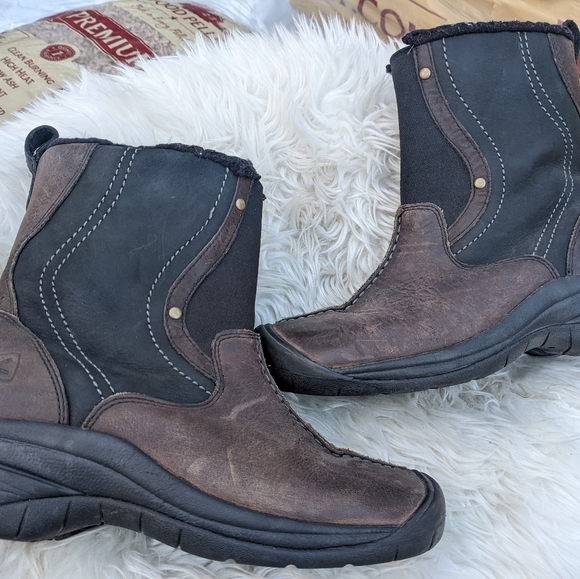 Women's Keen Brown Leather Pull On Boots Size 9 - Picture 1 of 6